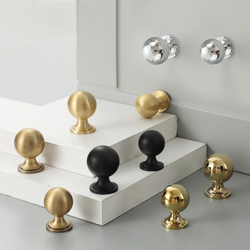 Griff Aus Massivem …