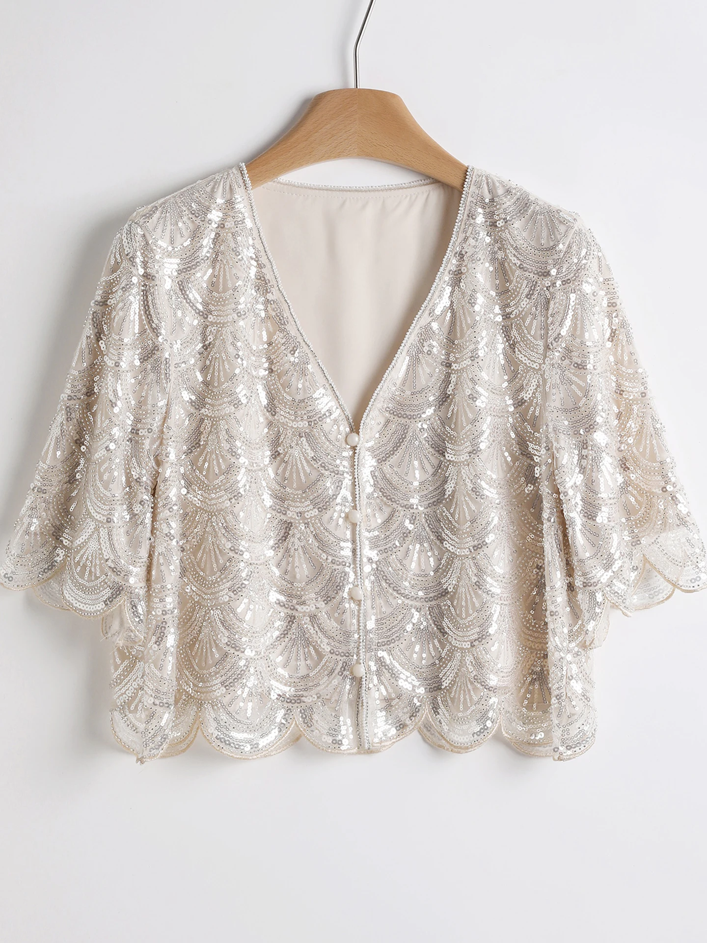 

Молодой и универсальный небольшой ароматный топ с V-образным вырезом и средними рукавами с блестками из бисера для женщин, универсальный короткий стиль, маленький ша