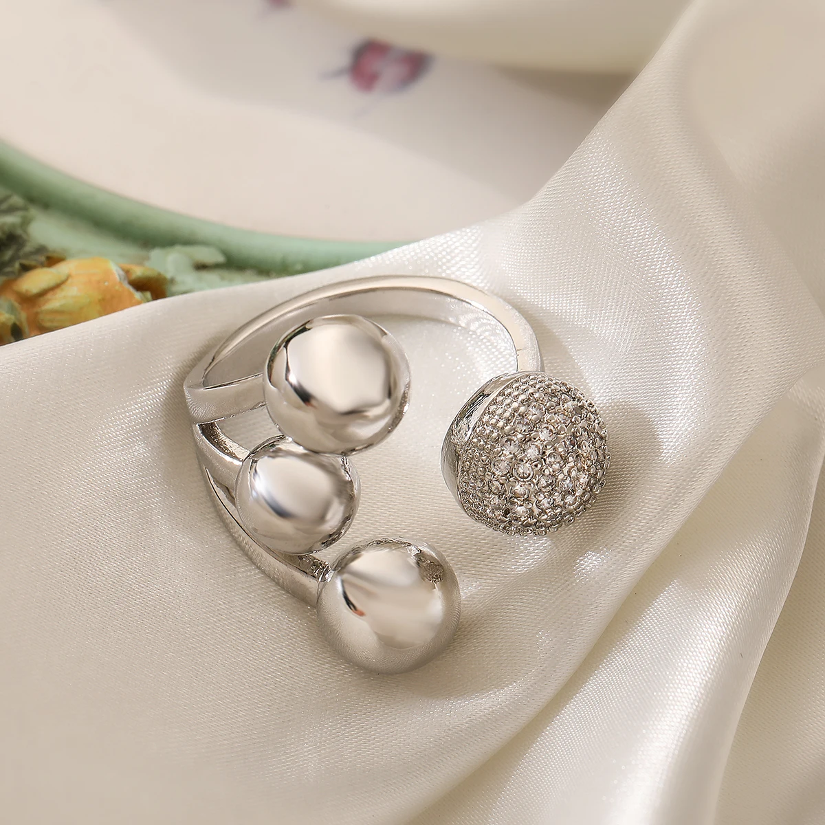2026 New Fashion Silver/Gold Color High Polish Copper Zircon Jewelry Unique Design Geometric Ball Shape Rings For Women