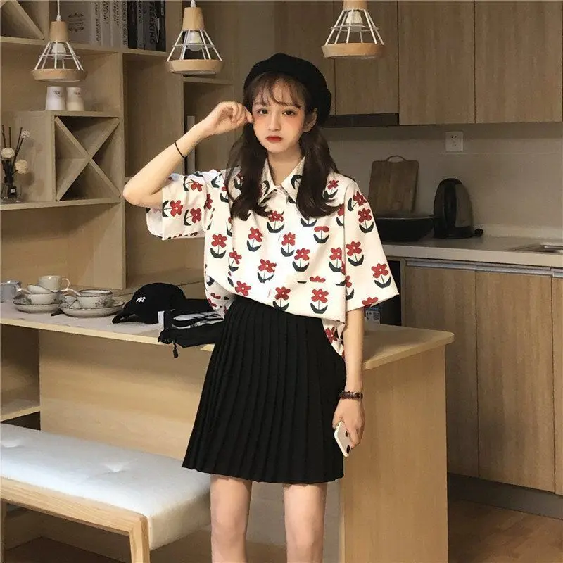 Women Summer Korean Fashion Loose Printing Turn-down Collar Short Sleeve Vacation Shirts Ladies Casual Floral All-match Tops