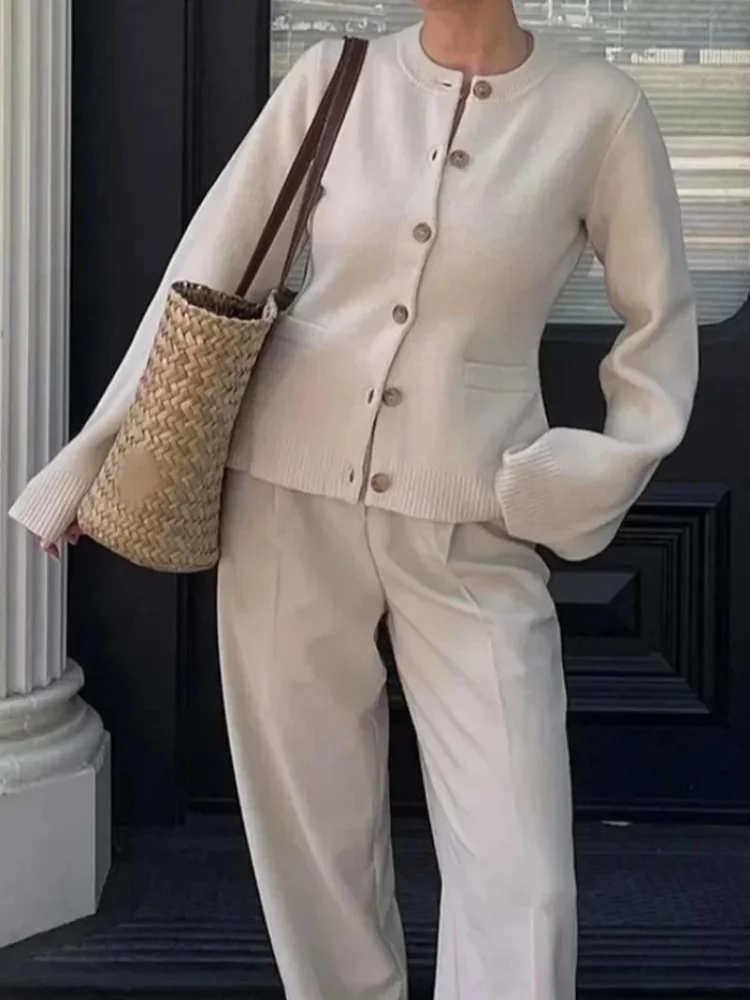 

Повседневный вязаный однобортный кардиган, женский кардиган с длинными расклешенными рукавами, тонкая однотонная куртка с круглым вырезом и карманами, топ, осень 202, женский трикотаж ﻿