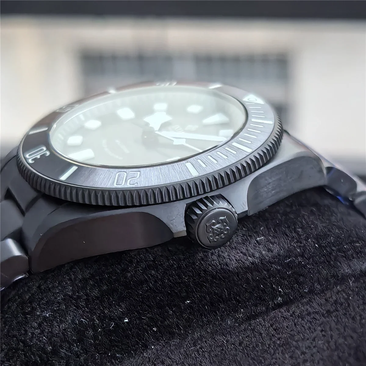 New IXDAO ipose 39mm Men Diver Watch Black Vader Titanium Automatic Mechanical Watches BGW-9 Luminous Sapphire 100 Waterproof