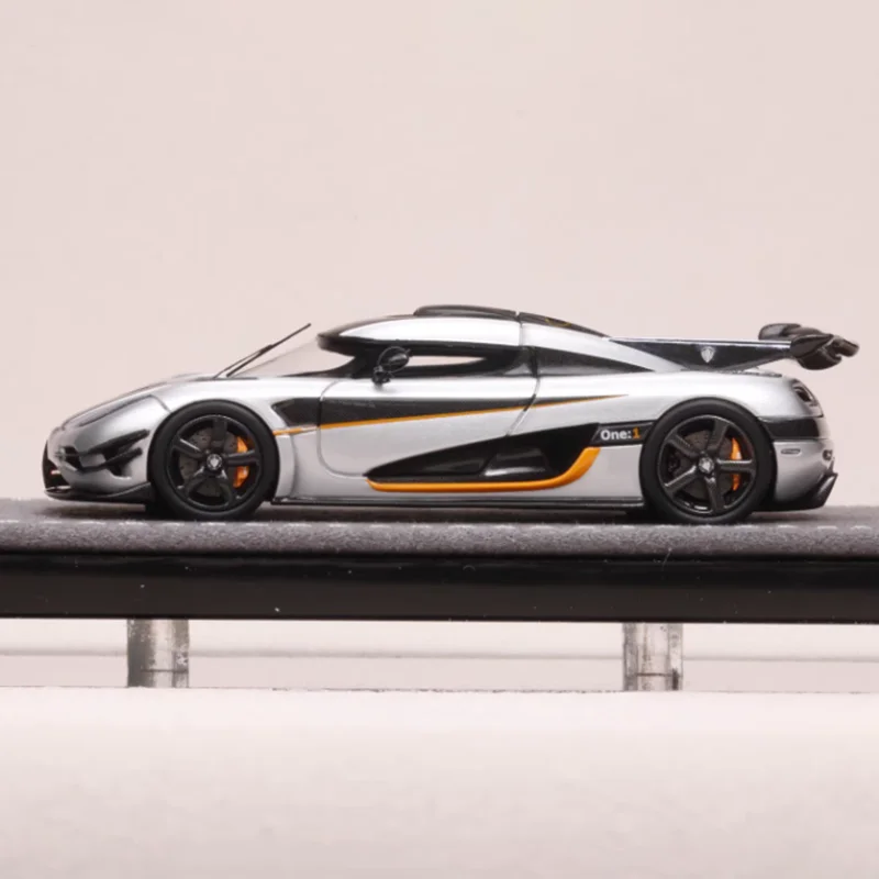 GRN – modèle de voiture en résine One1, échelle 1:64, Collection statique, jouets de vacances décorés, cadeau Souvenir