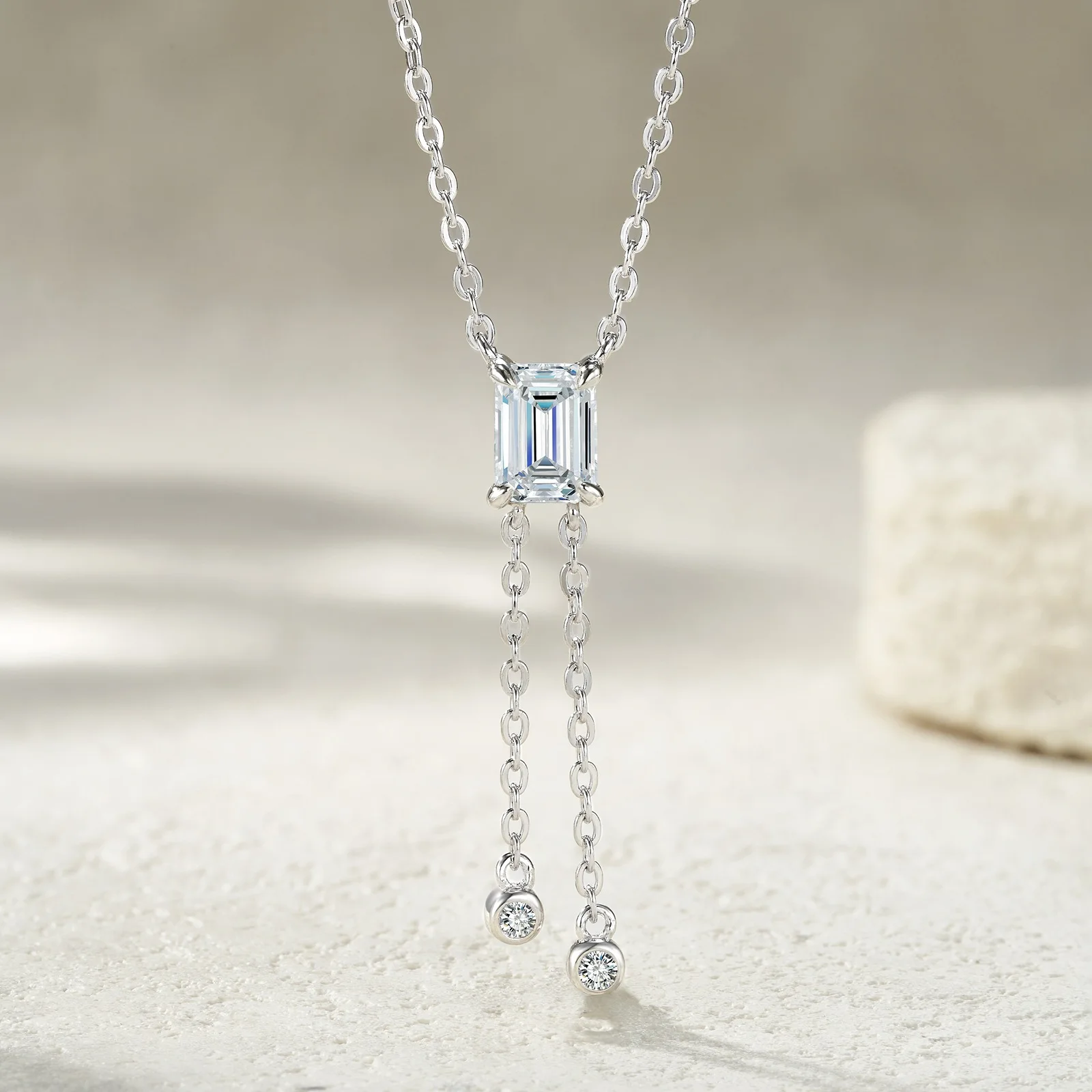 

Ожерелье CEICI с подвеской из муассанита изумрудной огранки для женщин, серебро S925 с покрытием из 18-каратного золота, лабораторный бриллиант, для помолвки и вечеринок, изысканное ювелирное украшение