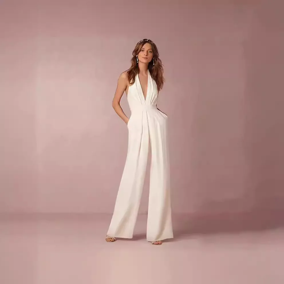 Kombinezon na wiosnę 2025, swobodny, seksowny, bez rękawów, z dekoltem typu halter.