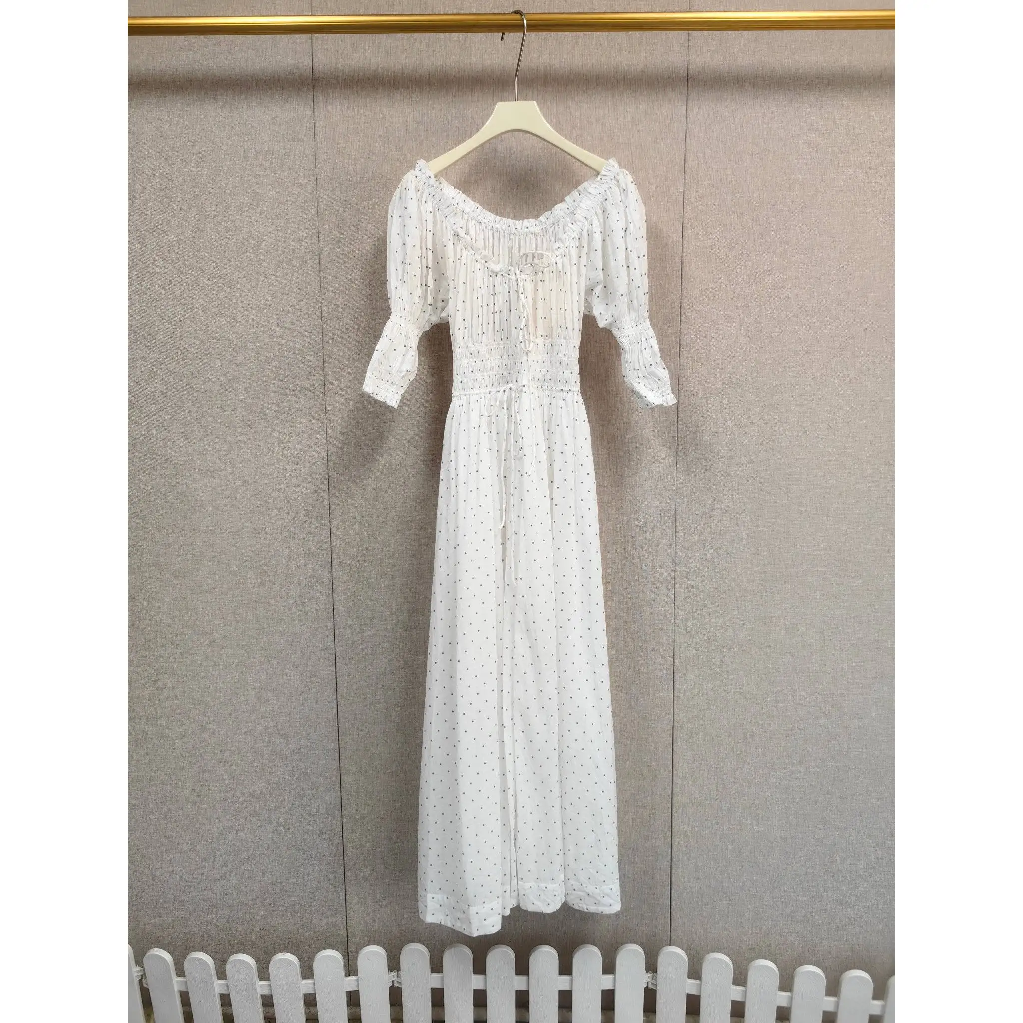 

Elegant Summer Polka Dot Frock Cotton Bubble Sleeve Women's Dress Waist Cinched Belted Midi Skirt French Style round Neck Sho...