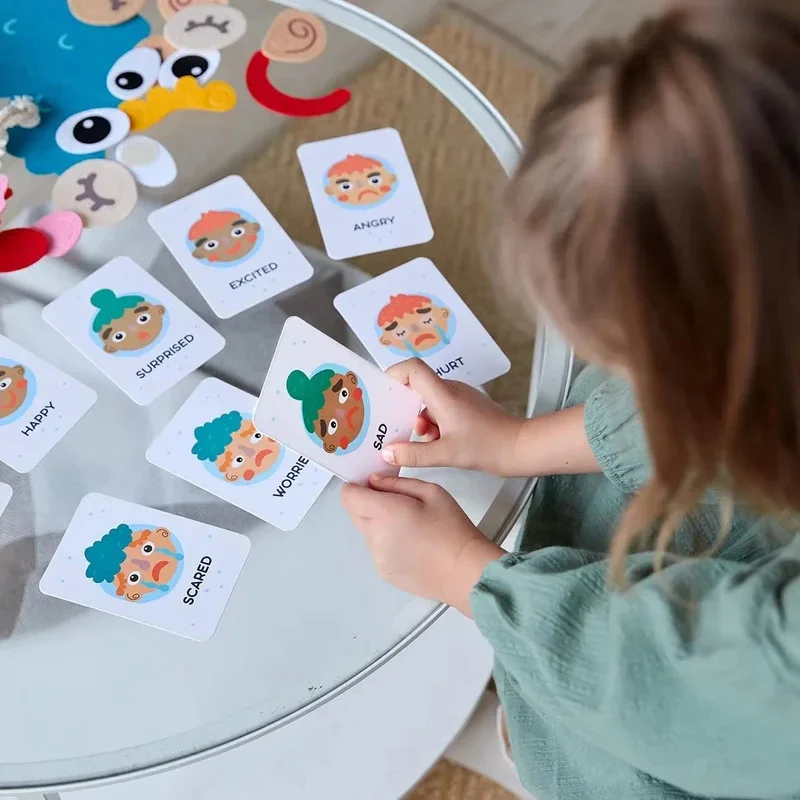 Gioco di espressione facciale Montessori per bambini Giocattoli di cambiamento emotivo con 9 carte Giocattoli educativi per l'apprendimento prescolare