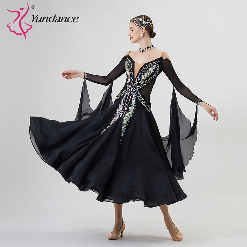 B-22203 Aangepaste nieuwe internationale standaard ballroomdansjurk Hoge kwaliteit parelzijde ballroomdansjurken te koop