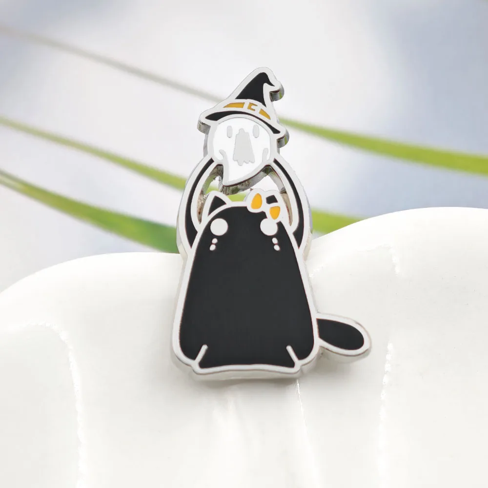 Cute Halloween Ghost Dog Enamel Pin Black Cat Brooch Witch Hat Lapel Pin Metal Badge Kawaii Gothic Animal Jewelry Accessory Gift