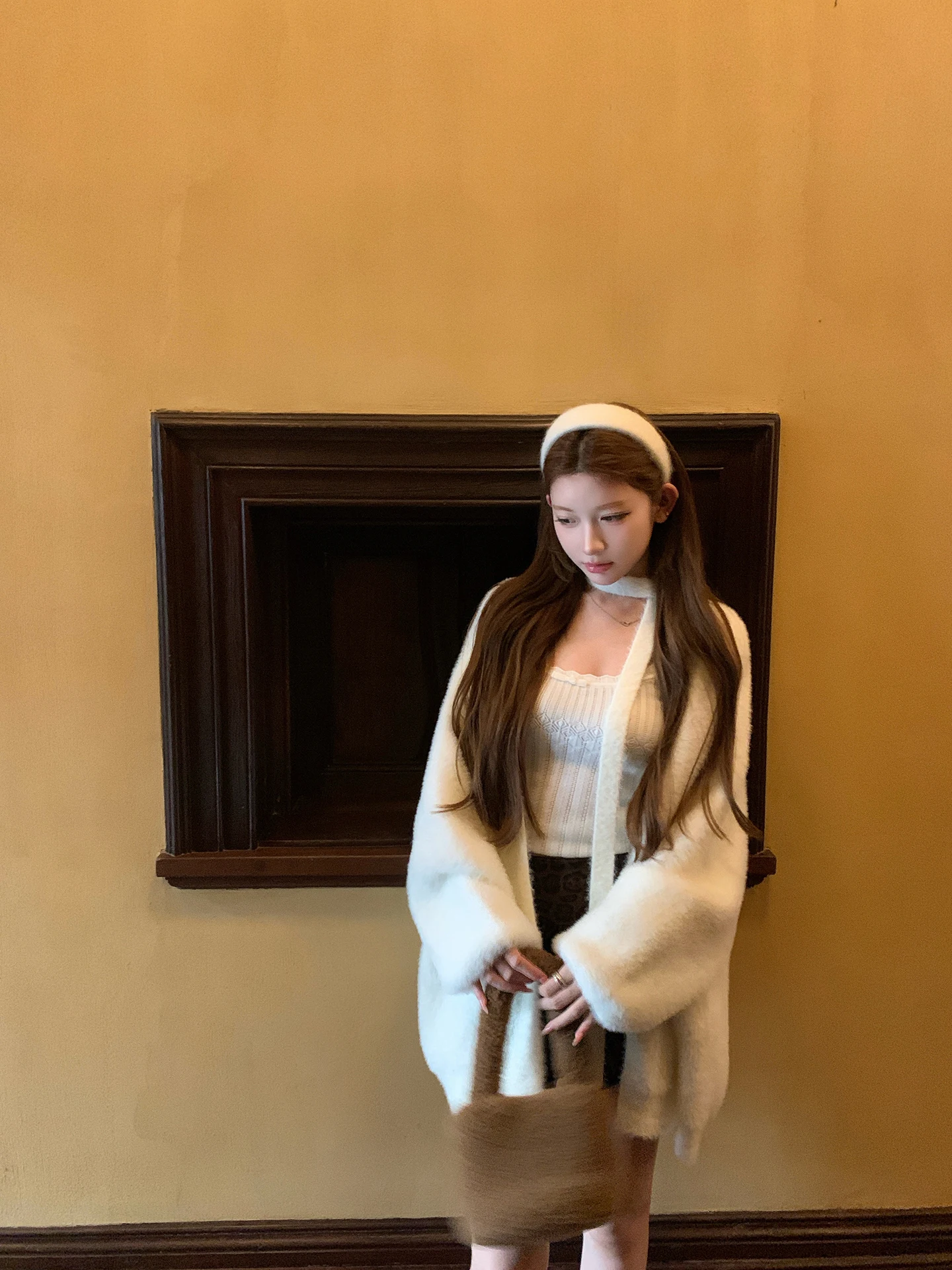 

Chen DaYu Women's Thiened Knitted Mink Sweater Coat V-Ne Long Sve Mid-Length Casual Sle Loose Fit Autumn Winter Oute...