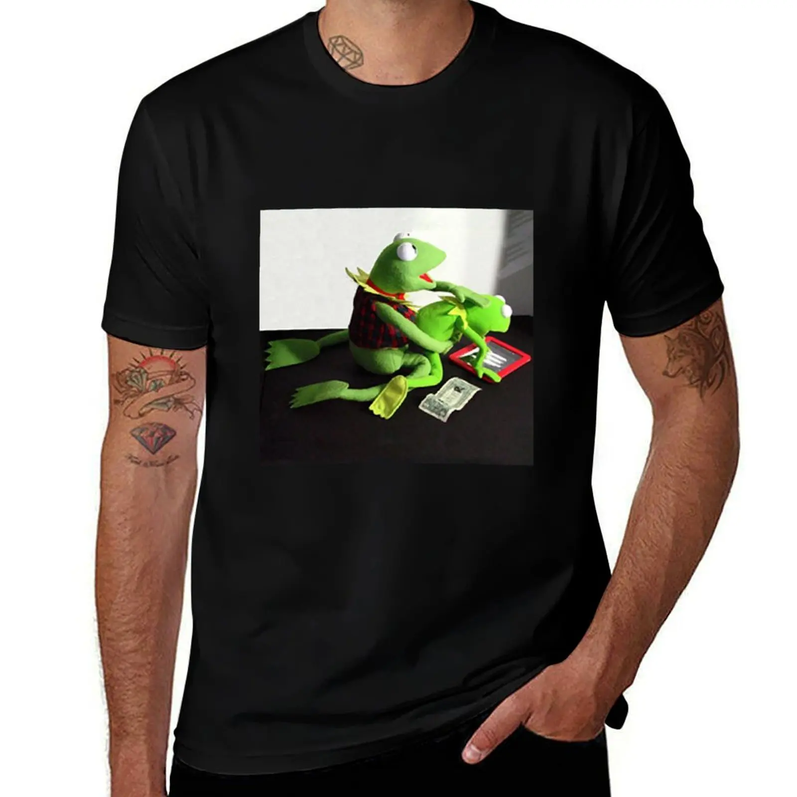 Kermit Plus Plus T-Shirt Lightweight Sport Basic T-Shirt