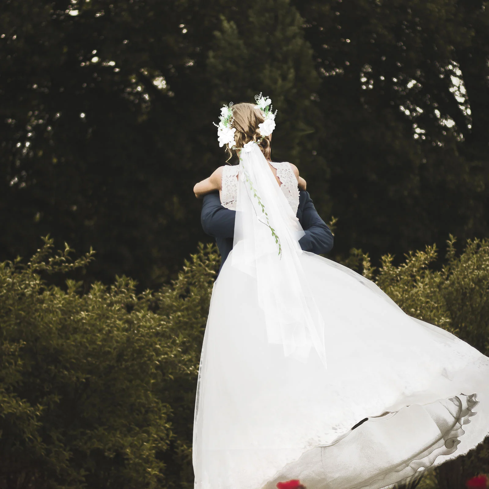 Flower Crown with Veil White Wedding Dress Beautiful Girl Boho Dresses for Bride