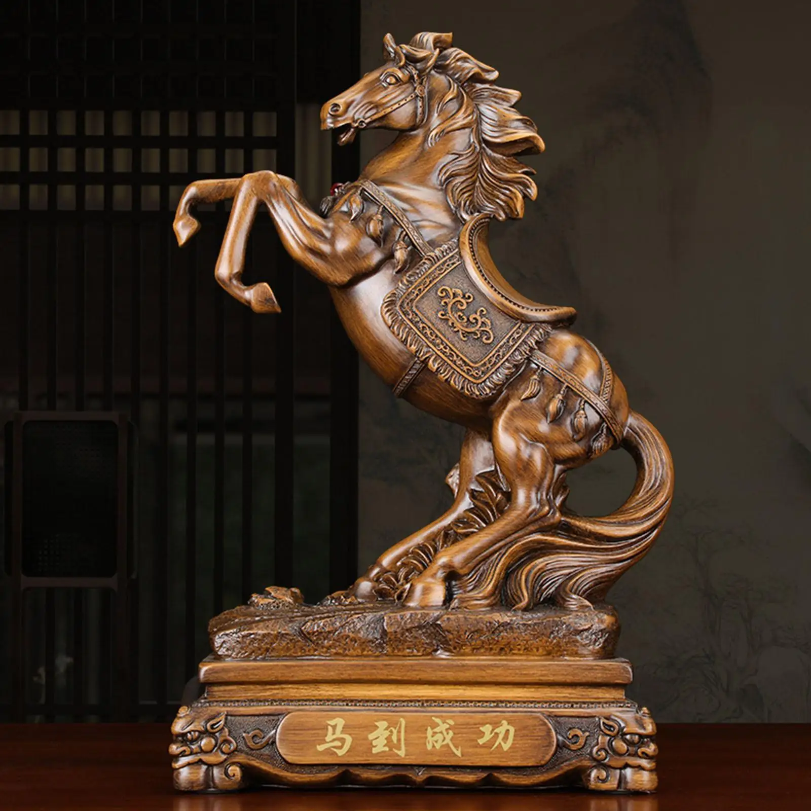 

Horse Statue Decorative Lightweight Table Centerpiece Tabletop Ornament Resin Sculpture for Hotel Office Bedroom Shelf Table