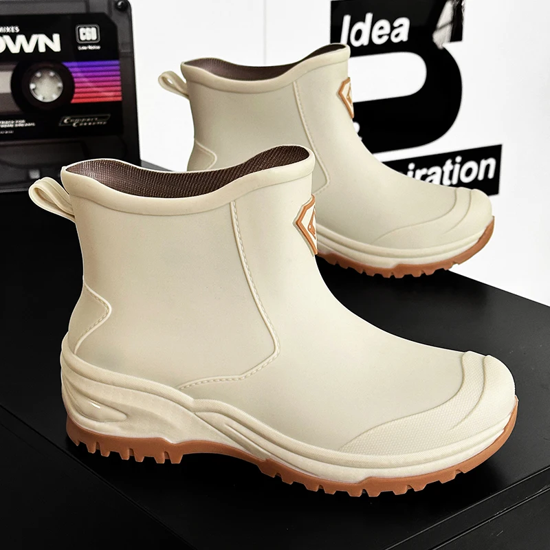 Men's Rain Boots Outdoor Wear-Resistant Mountaineering Fishing Non-Slip Short-Tube Waterproof Water Shoes Rain Boots view 4