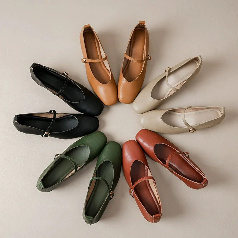 The new French-style Mary Jane women's one-shoulder buckle is a versatile shoes commuter pointed-toe low-heeled single