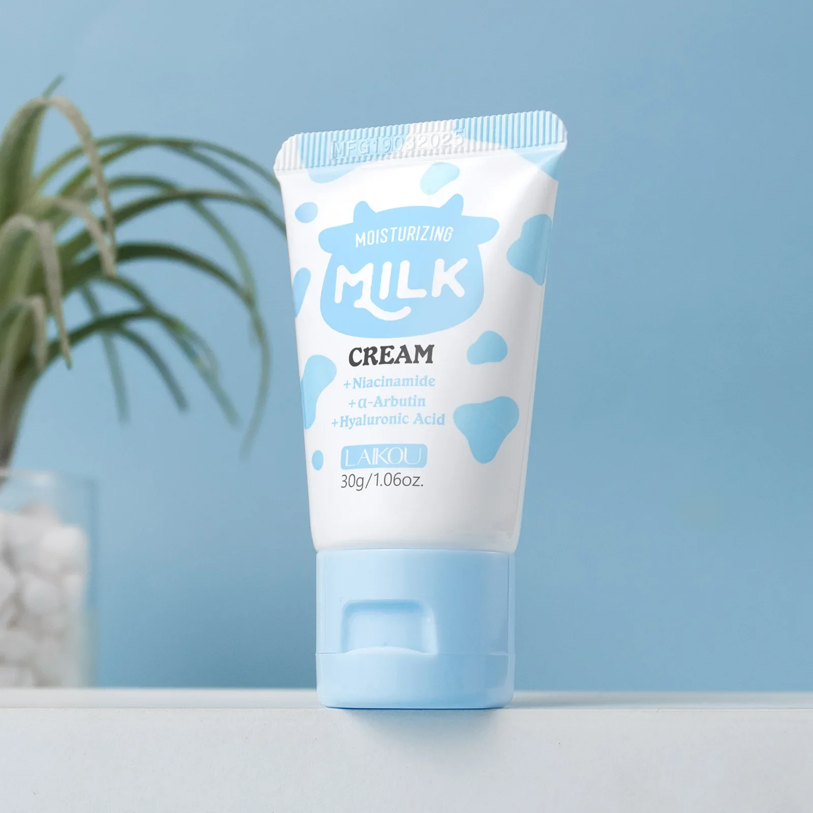 

30g Milk Face Cream Collagen Facial Cream Smoothing Moisturizing Facial Essence Nourishing Oil Control Facial Skin Care