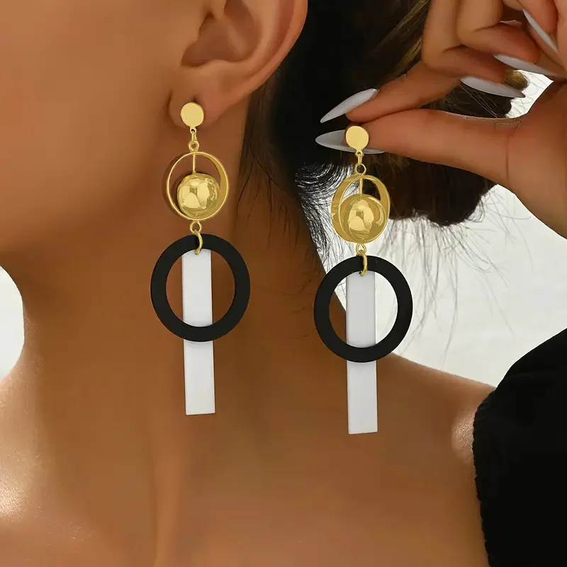 Geometric Square Patchwork Stud Earrings for Women Simple Fashion Ear Jewelry Accessories Hot Sale Party Gift 2025 New Style