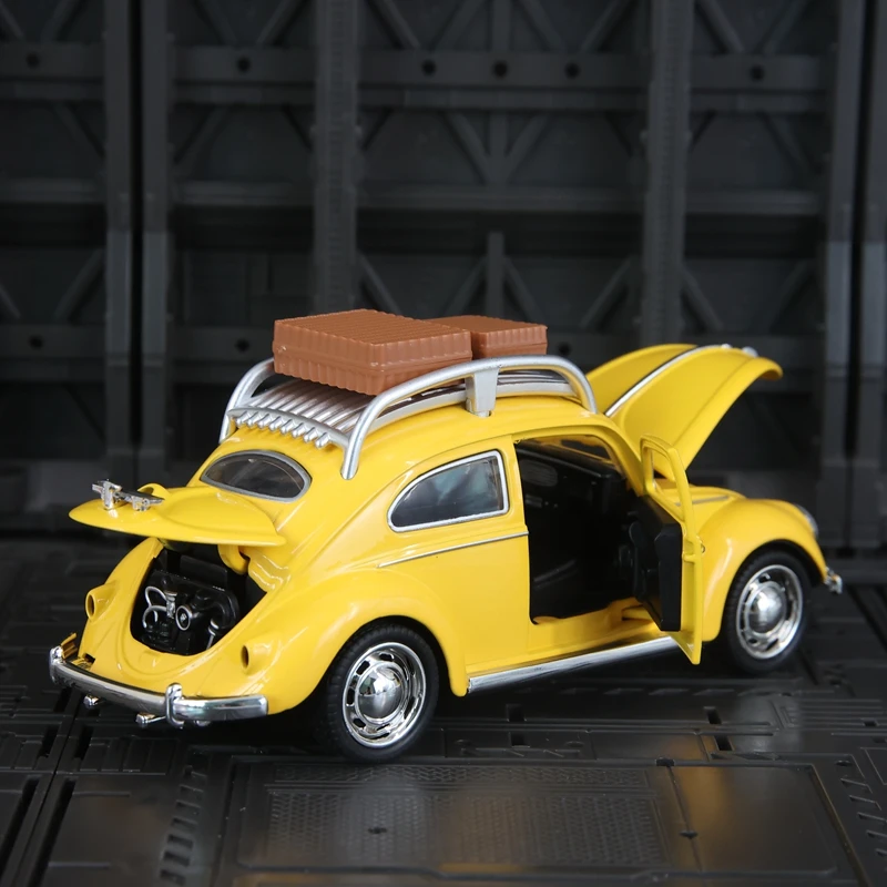 1:32 portas modelo de carro em liga Volkswagen Beetle e capô do motor, o porta-malas pode ser aberto detalhes ricos, acabamento fino
