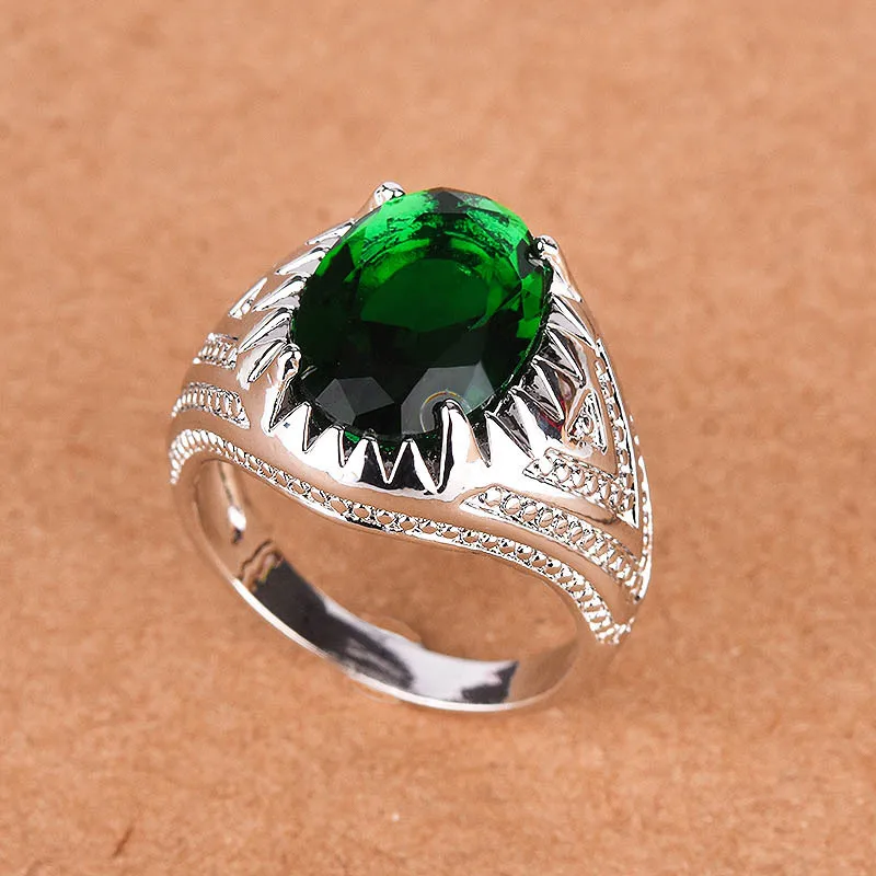 

European and American new emerald rings, retro Thai silver green gemstone men's rings, a dropshipping