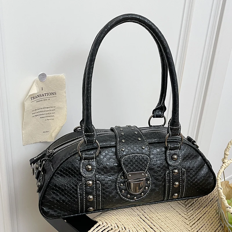 

High Quality Women PU Leather Handbags Messenger Bags Casual Female Serpentine Shoulder Bags Fashion Ladies Rivet Crossbody Bag