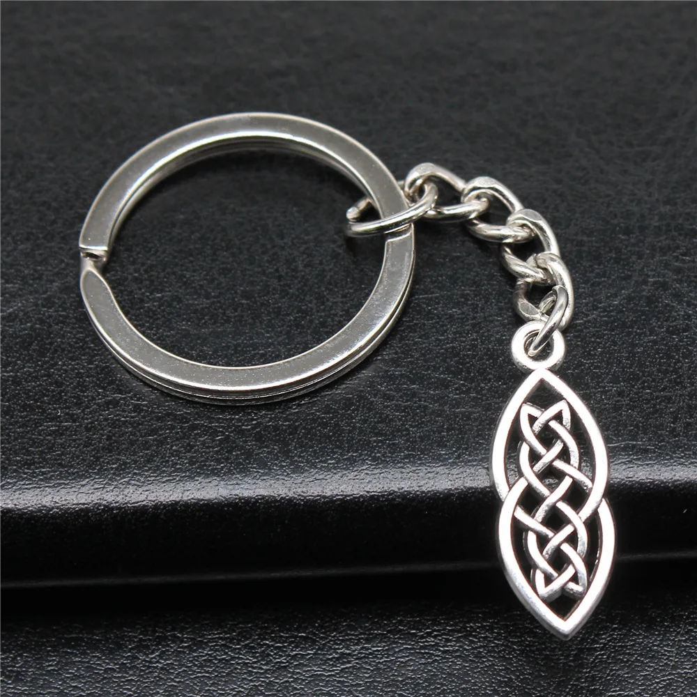 Souvenirs Gift Dropshipping Antique Silver Color 10x26mm Triquetra Knot Pendant Keyring