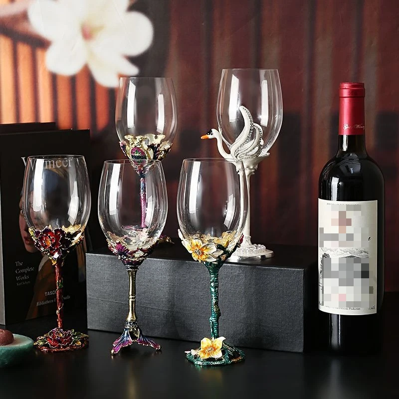 Creative Enamel Crystal Wine Glass for Home Tasting, European-Style Goblet with Artistic Detail, Elegant Glassware Daily Vintage