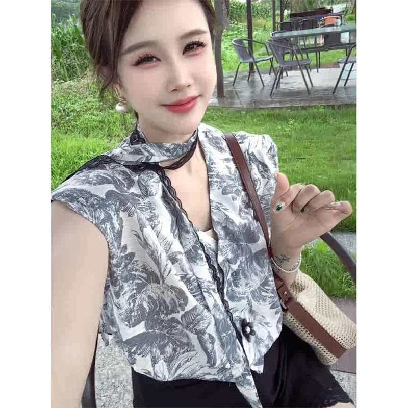 

Women Summer Sweet Fashion Lacing Printing Lace V-neck Sleeveless Shirts Ladies Simplicity Office Lady All-match Casual Tops