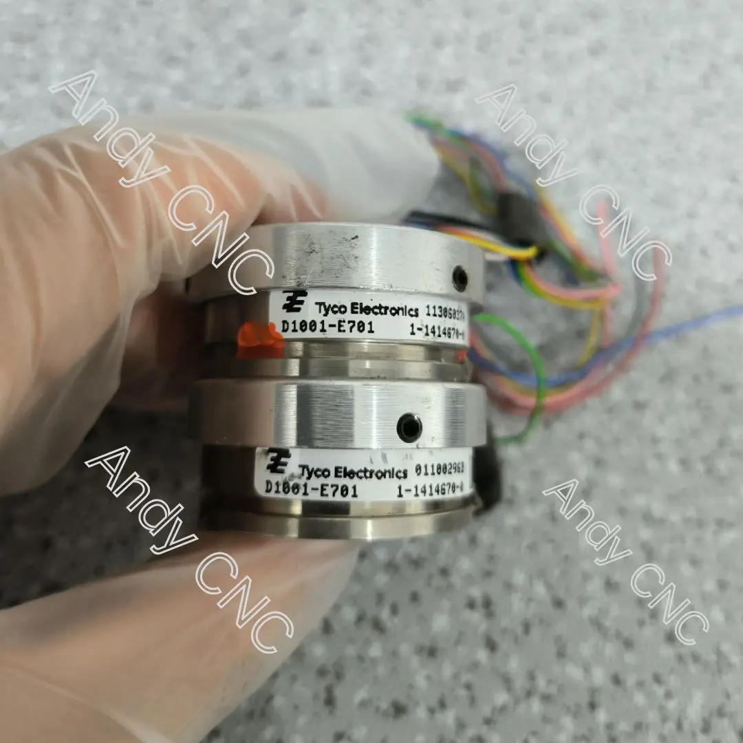

Used D1001-E701 encoder Test OK Fast Shipping