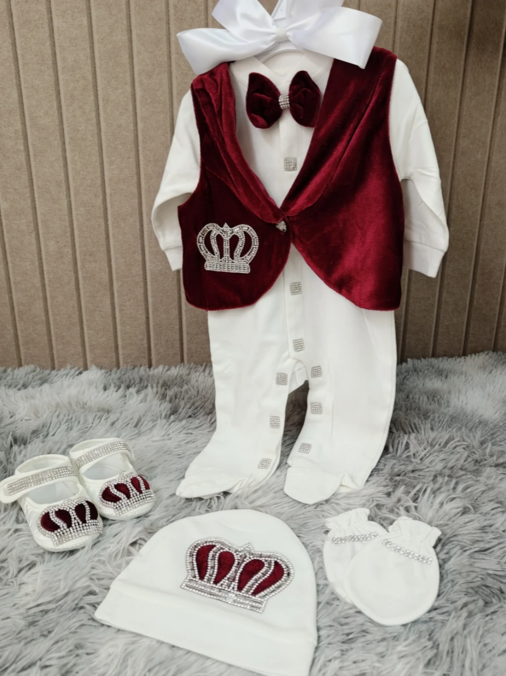 Brandy Wine Red Velvet Bowtie Tuxedo Suit Wedding Outfit Size 0-1y Baby Boy Formal Little Gentleman 5pcs Layette Outfit