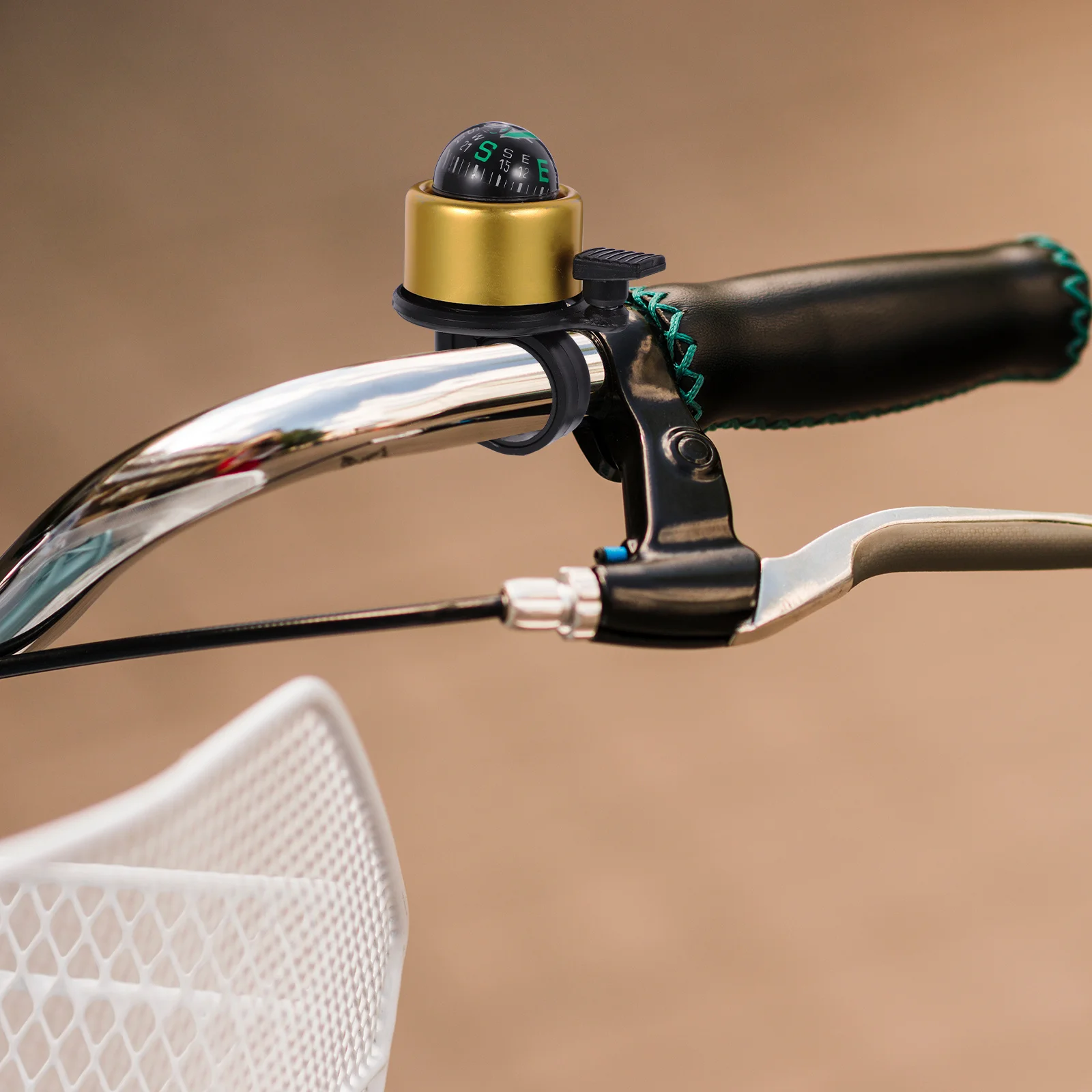 

Golden Durable Mountain Bike Bell Compass Warning Outdoor Riding Equipment Functional Bike Bell Ring Bicycle Accessories