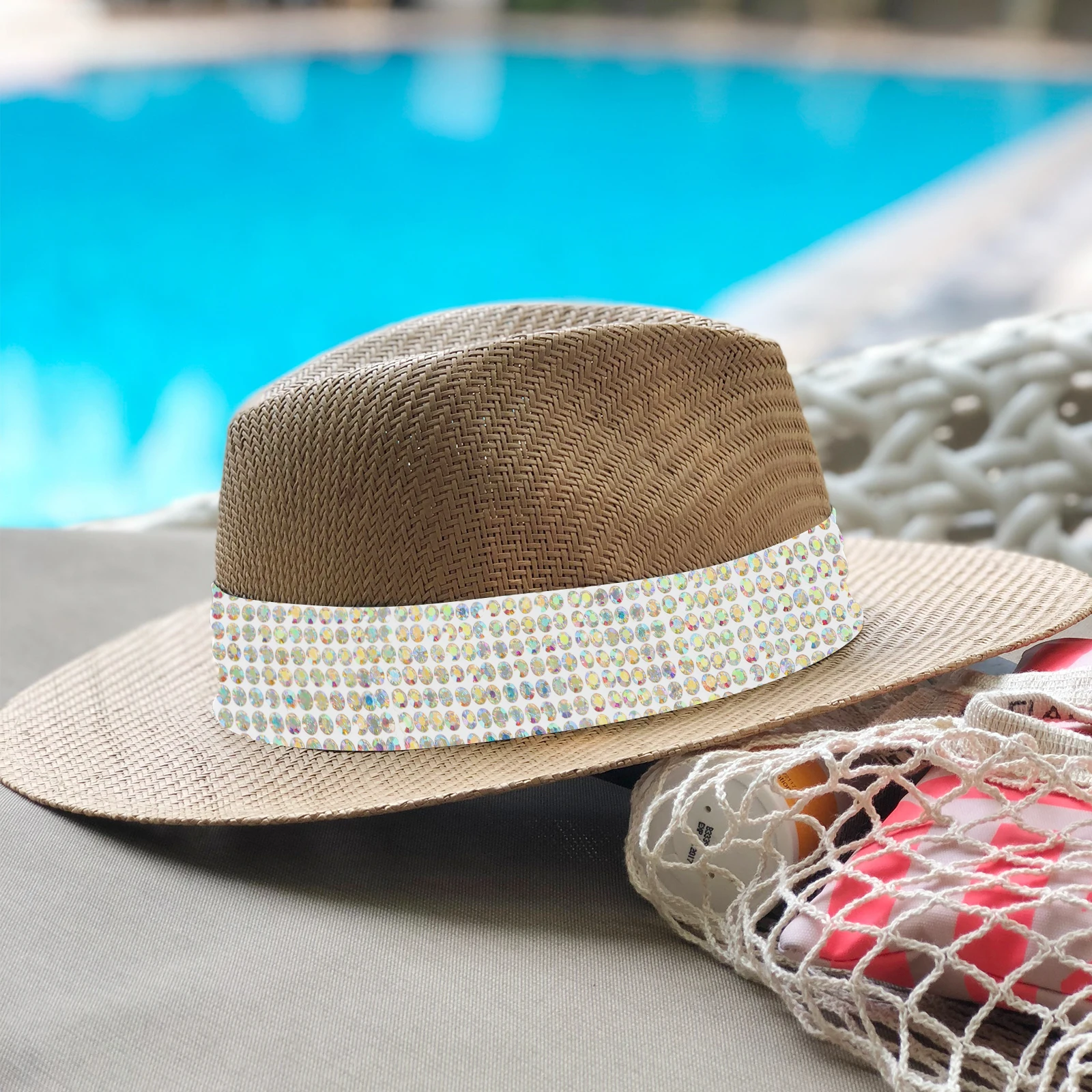 

2 Rolls Self-Adhesive Rhinestone Ribbon Heat-Resistant Sparkling Decorative Tape for DIY Crafts Wedding Shoes Bottles Vases