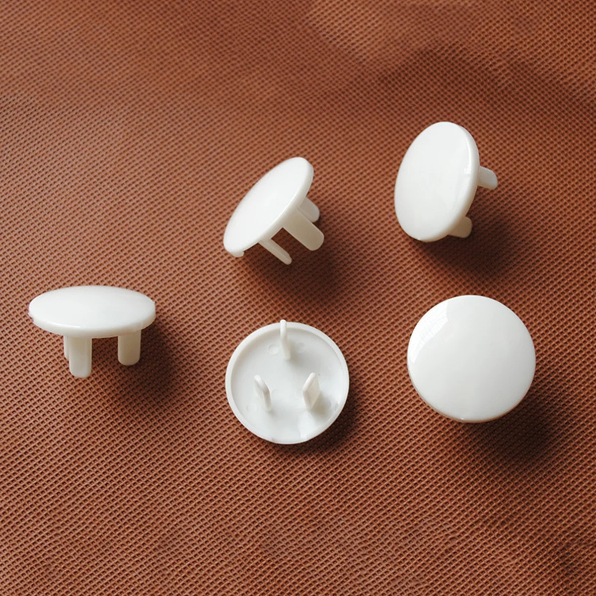 

20Pcs Socket Protective Covers Baby Proofing ABS Material 3 Holes Electrical Safety Minimize Air Leaks and Fire Risks