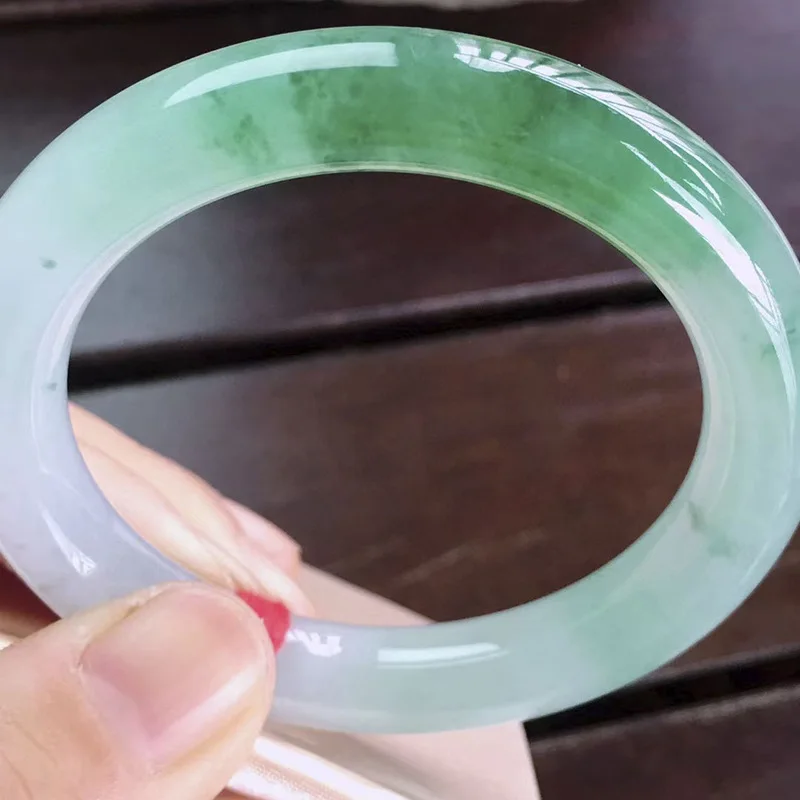 Factory Wholesale Myanmar Natural Emerald a Floating Flowers round Jade Bracelet