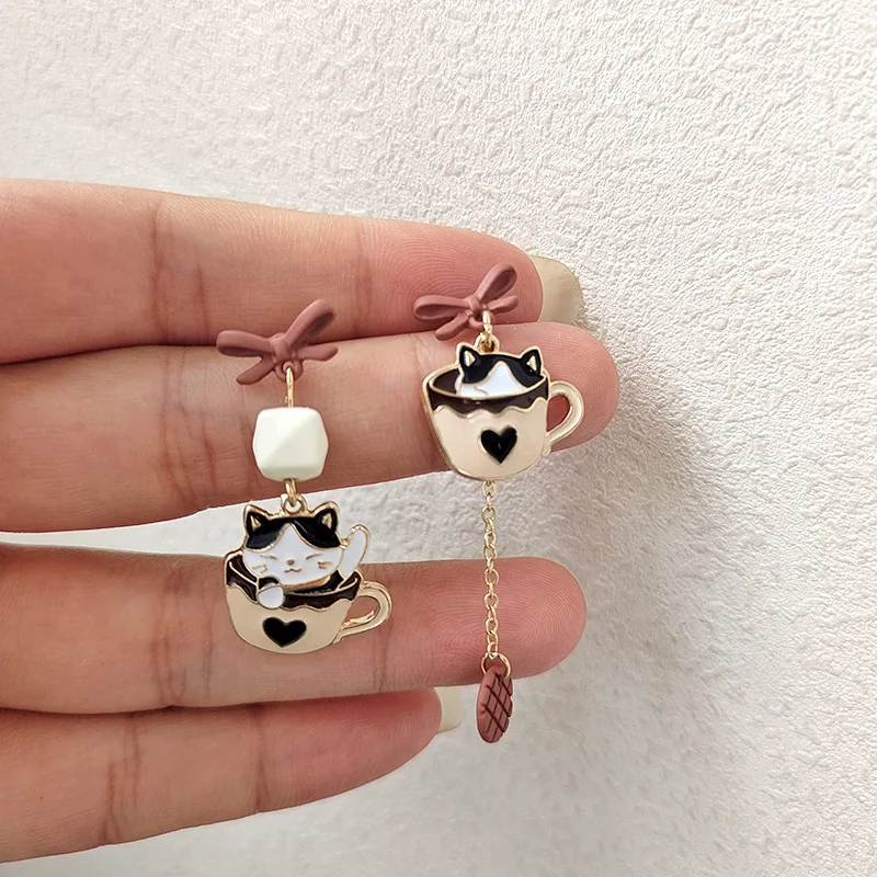 Cute Teacup Kitten Clip on Earrings for Women Girls Long Tassel Enamel Cartoon Cat In The Coffee Cup No Piercing Clip Earrings