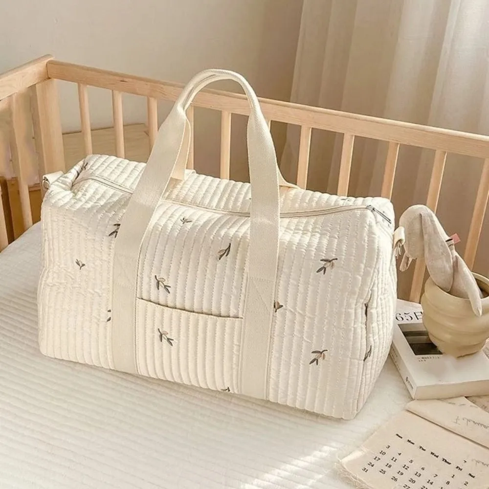 

Large Capacity Travel Luggage Bag Multi Functional Cartoon Bear Embroidered Travel Bag Sweet Flower Foldable Handheld Duffle Bag