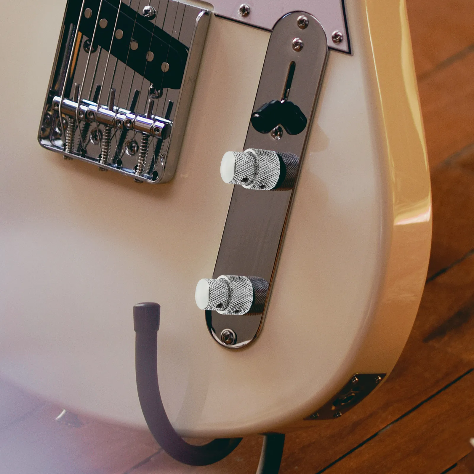 

2 шт. ручки-потенциометры для регулировки громкости электрогитары и бас-гитары, поворотные ручки, прочные, ударопрочные, запчасти для инструментов