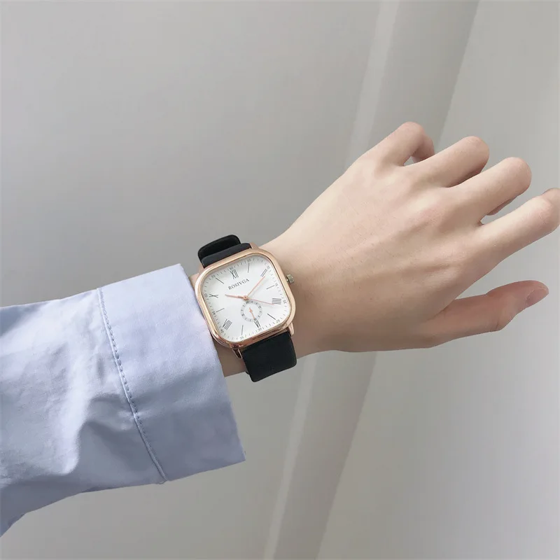 

The Square Fashin Women Ultra Thin Small Dial Watches Leather Band Niche Antique Quartz Watch Relogio Feminina