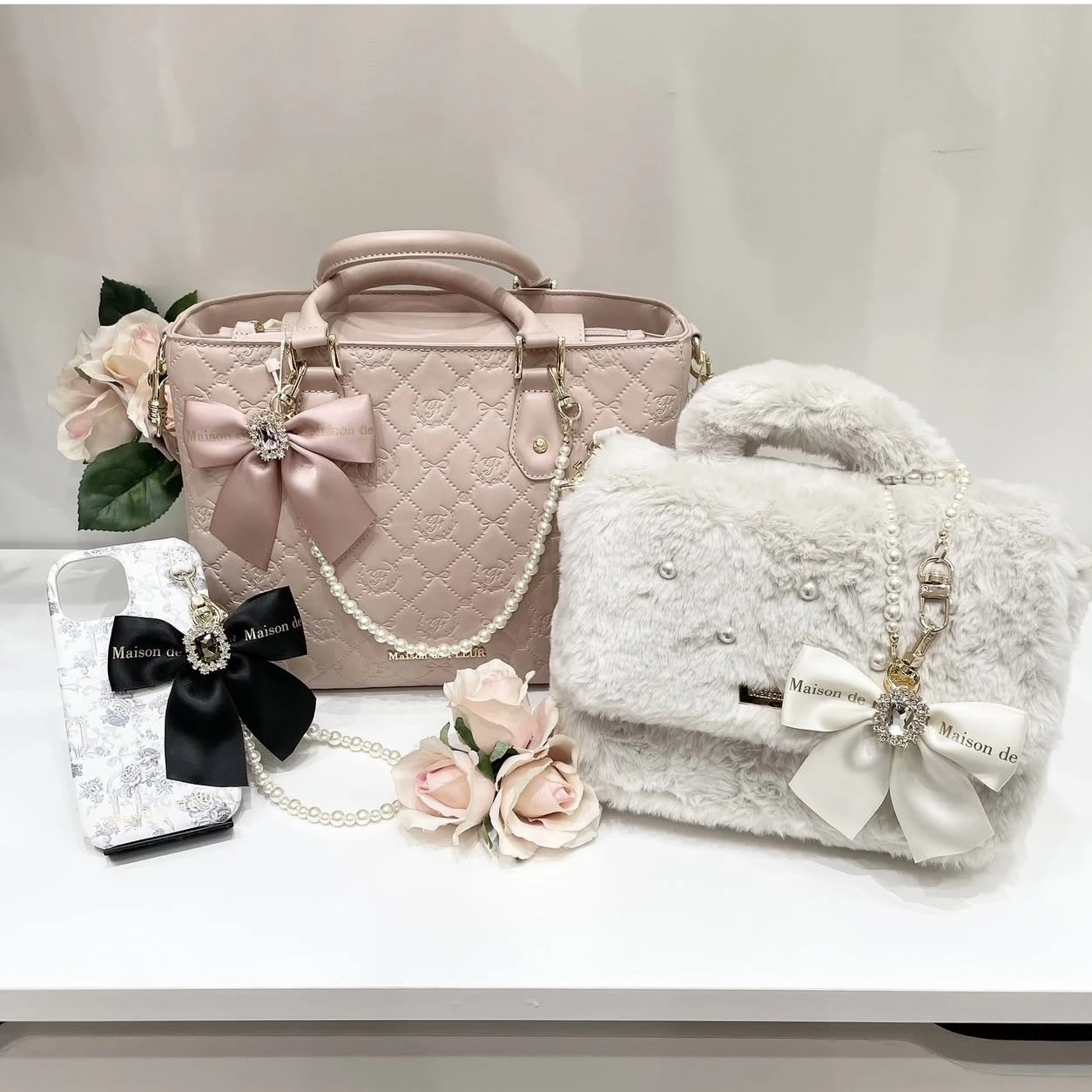 Japanese 11th Anniversary Pearl Bow Mobile Phone Chain Bag Accessories Cute Rhinestone Satin Bow Bag Pendant Keychains