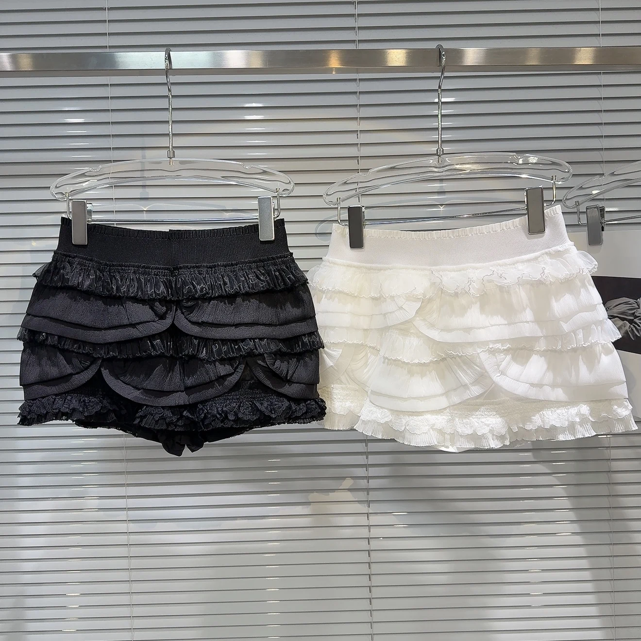 

Sweet Tulle Gored Skirt Cake Skirt High Waist Pleated Bloomer Design Lace Autumn New Sle for Young Women