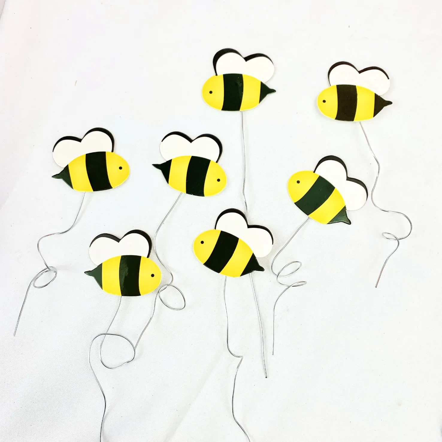 Daisy Bee Cake Toppers White Sunflower Bumble Bee Cake Decoration DIY Oh Babee Birthday Baby Shower Cupcake Topper Party Decor