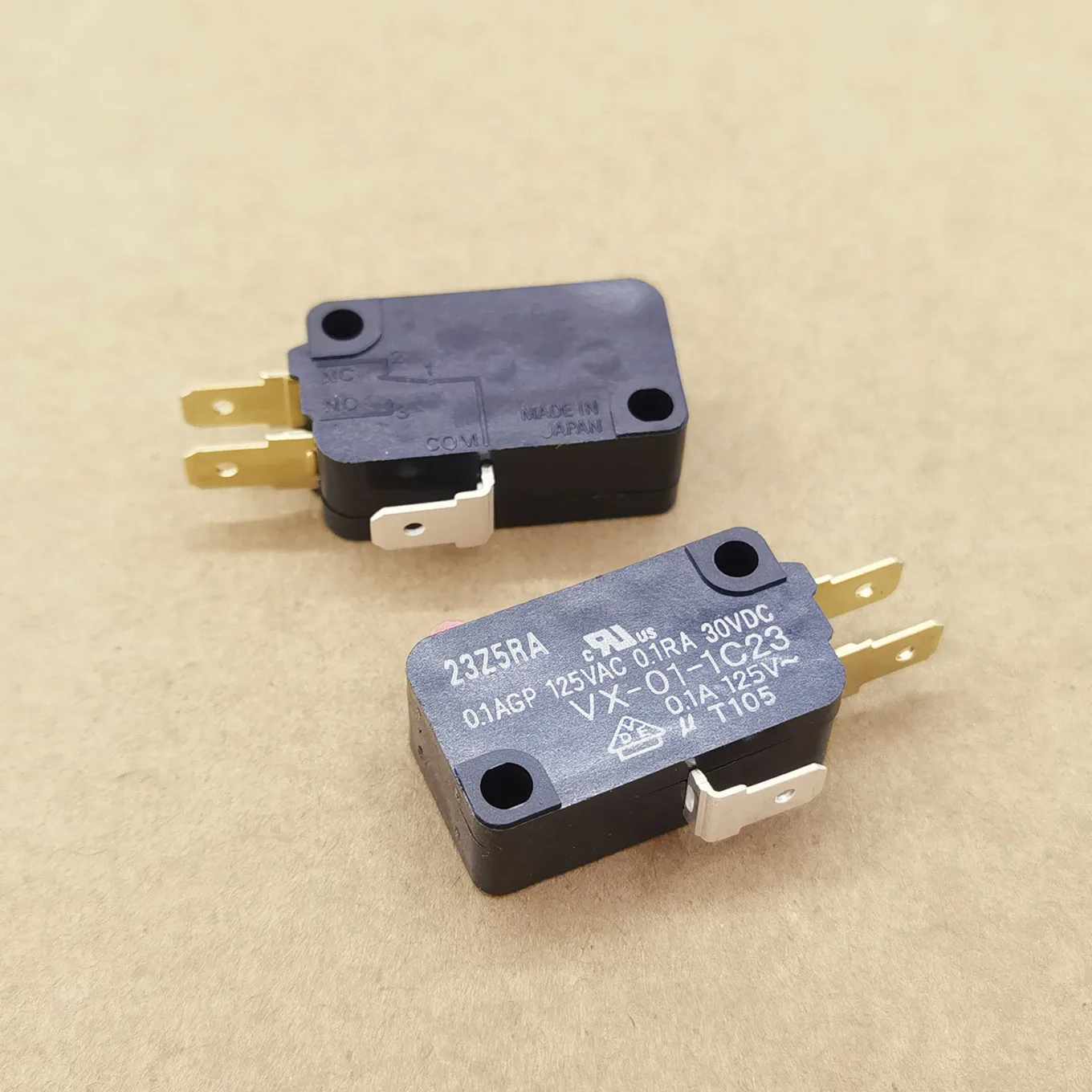 Original Neu 100% VX-01-1C23 Schwenkhebel Kleiner Mikroschalter 0,1A 125VAC 0,1A 30VDC – Detail 3