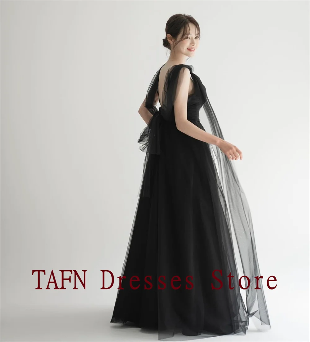 TAFN gaun pesta malam elegan hitam gaun V-Neck tanpa lengan A-line gaun pemotretan Korea gaun Tulle panjang lantai disesuaikan