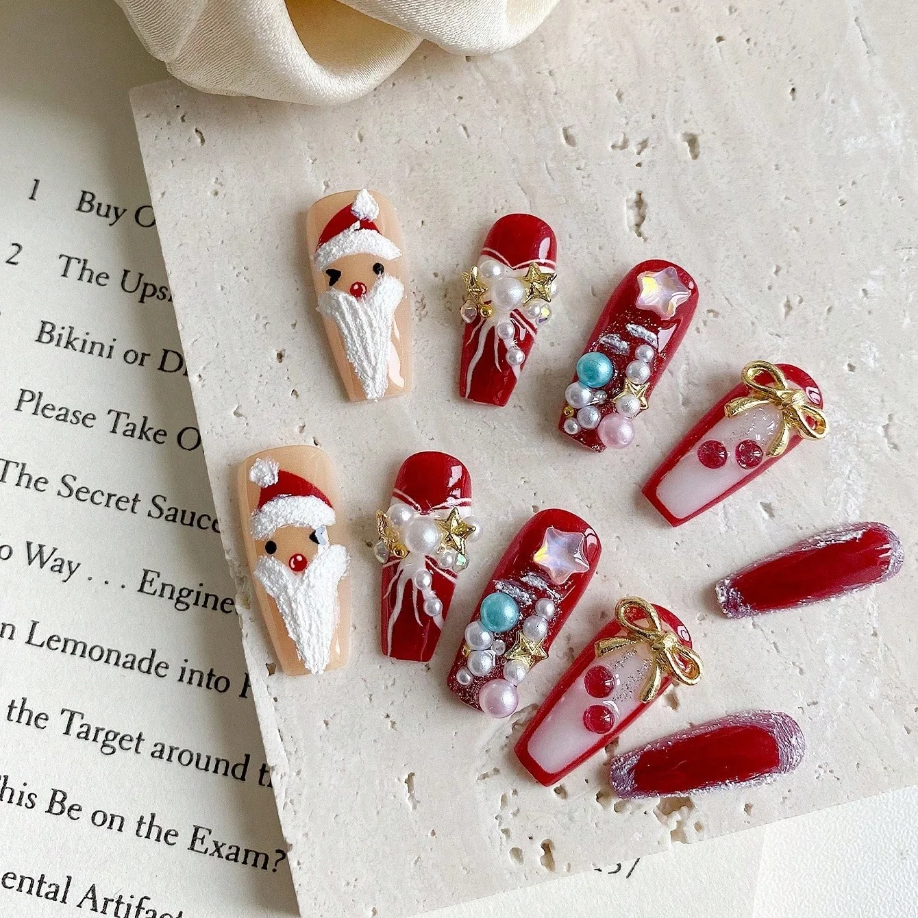 10 قطع من فن الأظافر على شكل نعش مصنوع يدويًا، أظافر صناعية جميلة، فن أظافر ندفة الثلج سانتا كلوز، مناسب للاستخدام للنساء