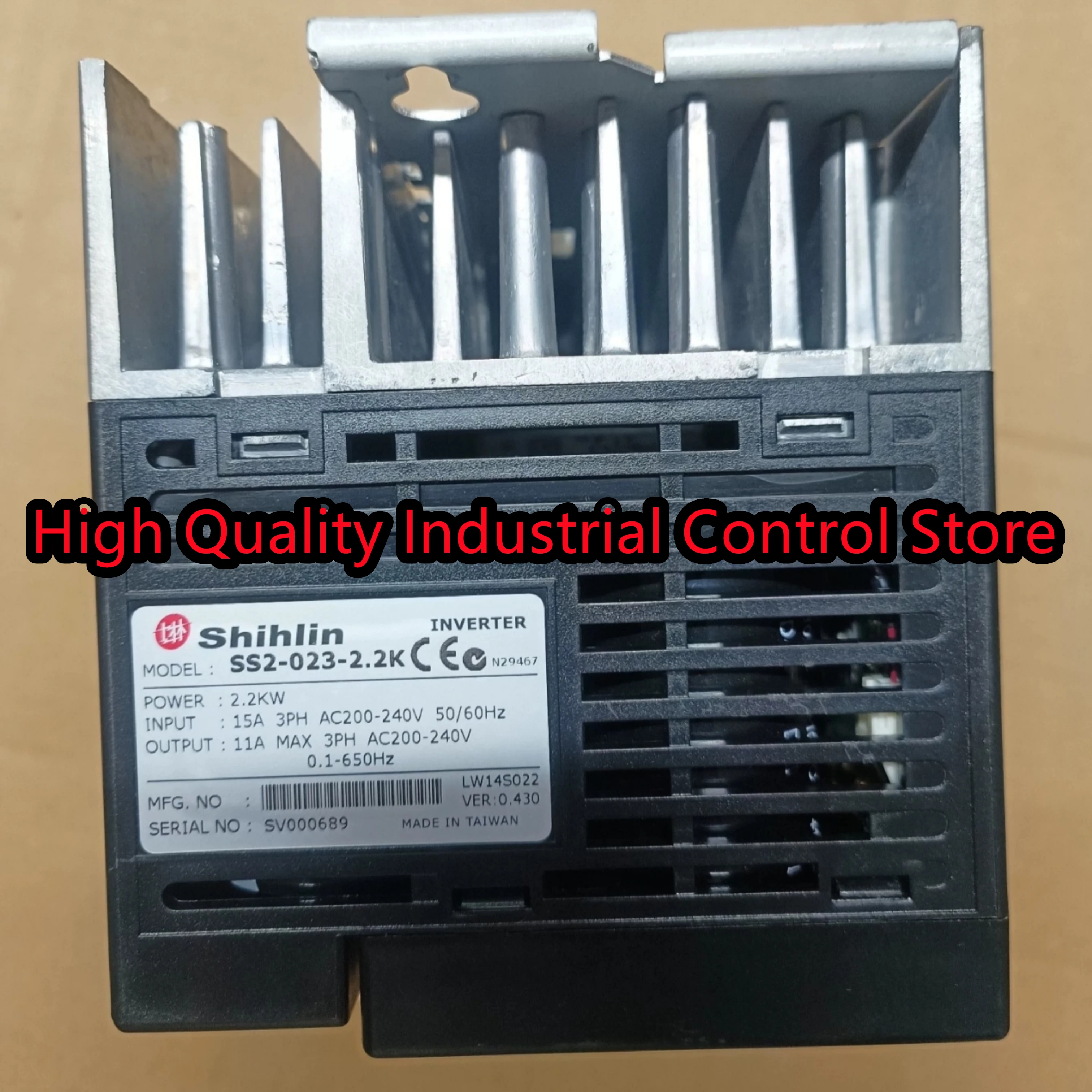 

Frequency converter SS2-023-2.2K SS2-023-3.7K new Original