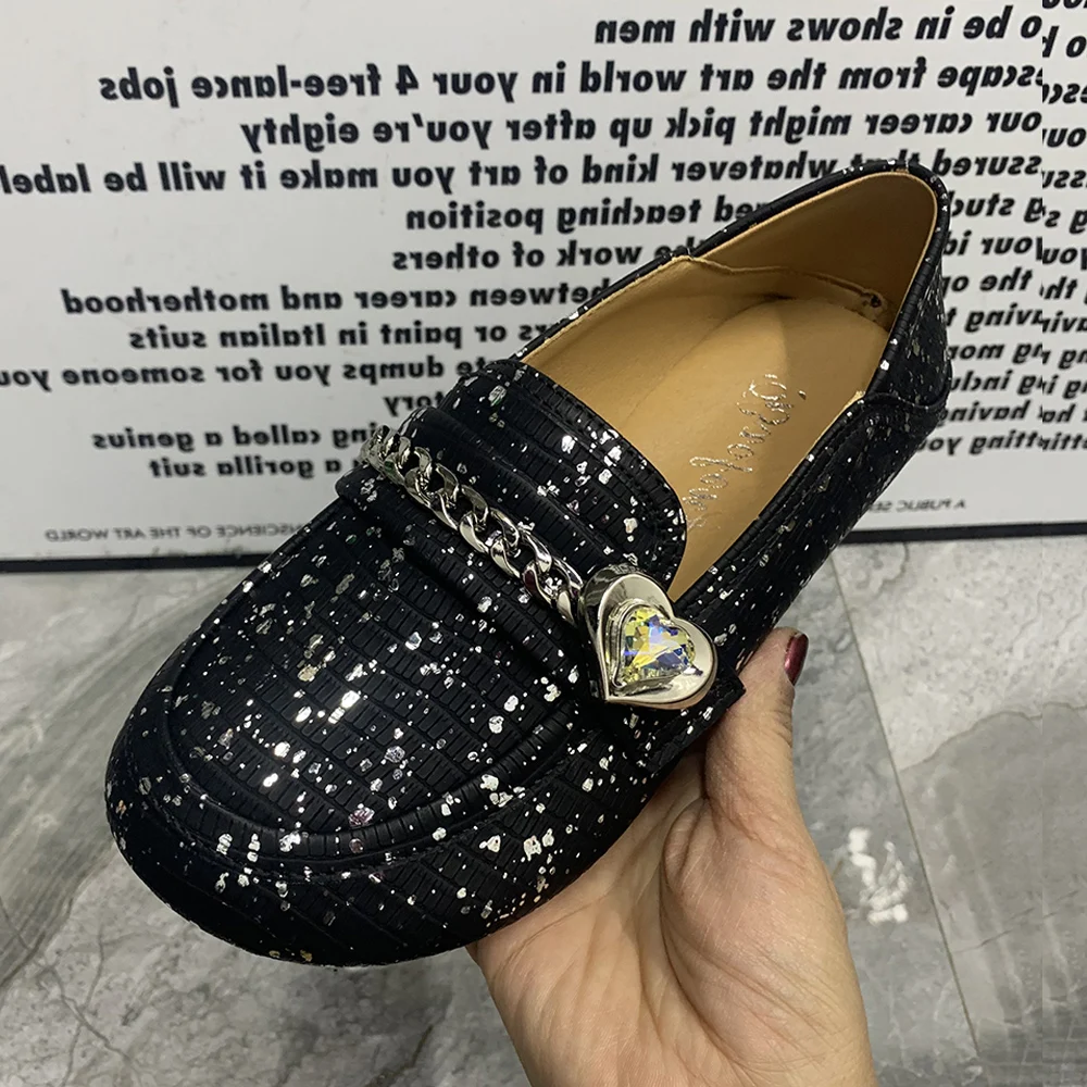 Modne damskie płaskie buty Plus Size Casual kobiece Mullers Antislip Designer Rhinestone damskie buty Bling Slip na mokasyny damskie