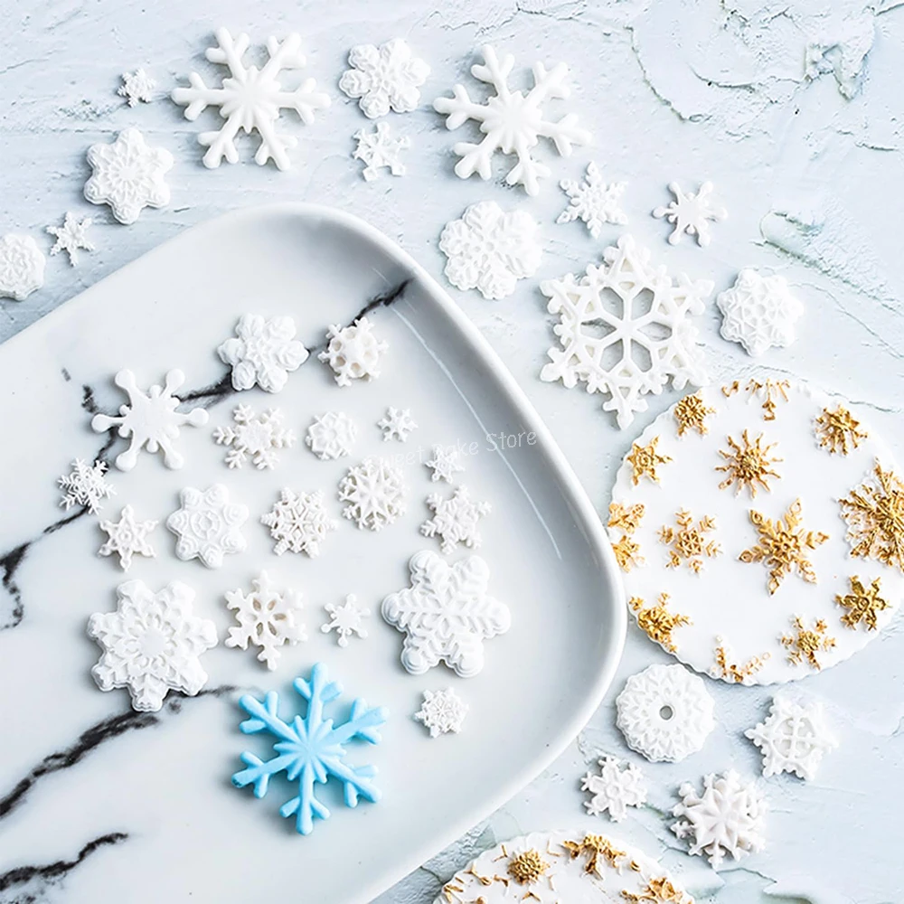 4-Cavity 3D Snowflake Silicone Fondant Mold, Christmas Theme Mould, For Chocolate, Candy, Xmas Cake Decoration Baking Molds