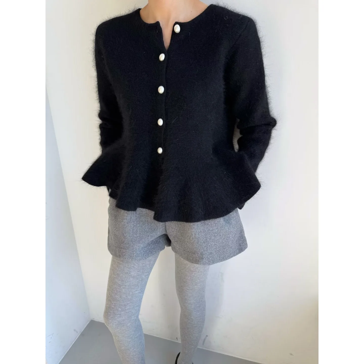 

Женский корейский вязаный кардиган на одной пуговице с завязками на талии, свободного кроя, с длинными рукавами, коллекция ранняя весна 2026