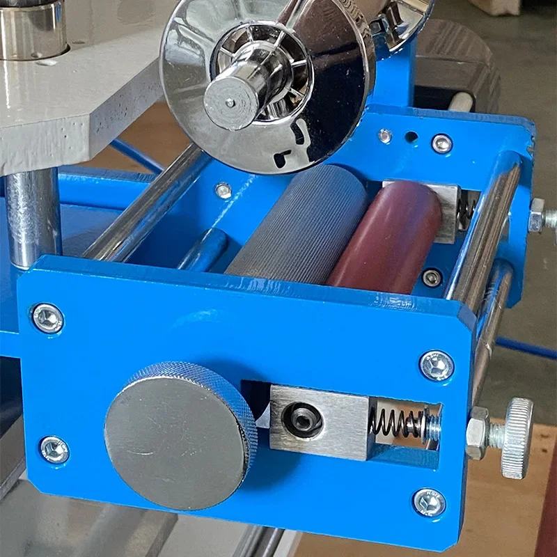 

TLF peace Automatic DIY Keychain Kraft Paper Membership Card Wooden PVC Logo Gold Branding hine Embossed Hot Stamping hine