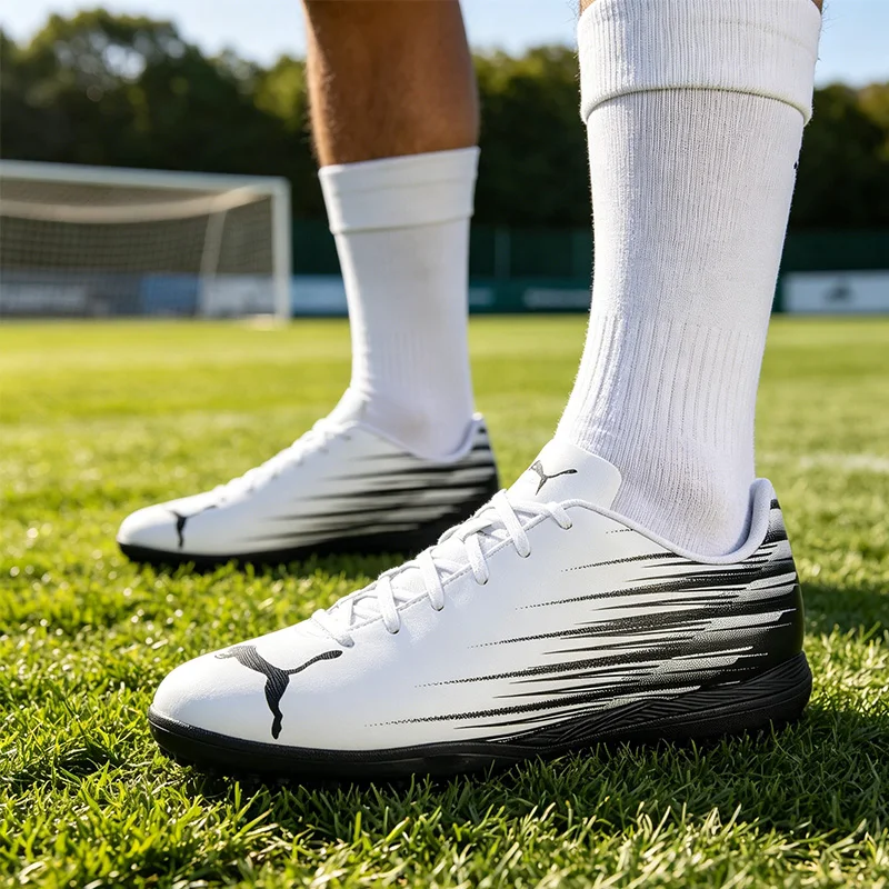 New Puma Men's Football Competition Training Tt Spike Shoes, Comfortable Sports Shoes 108494-02
