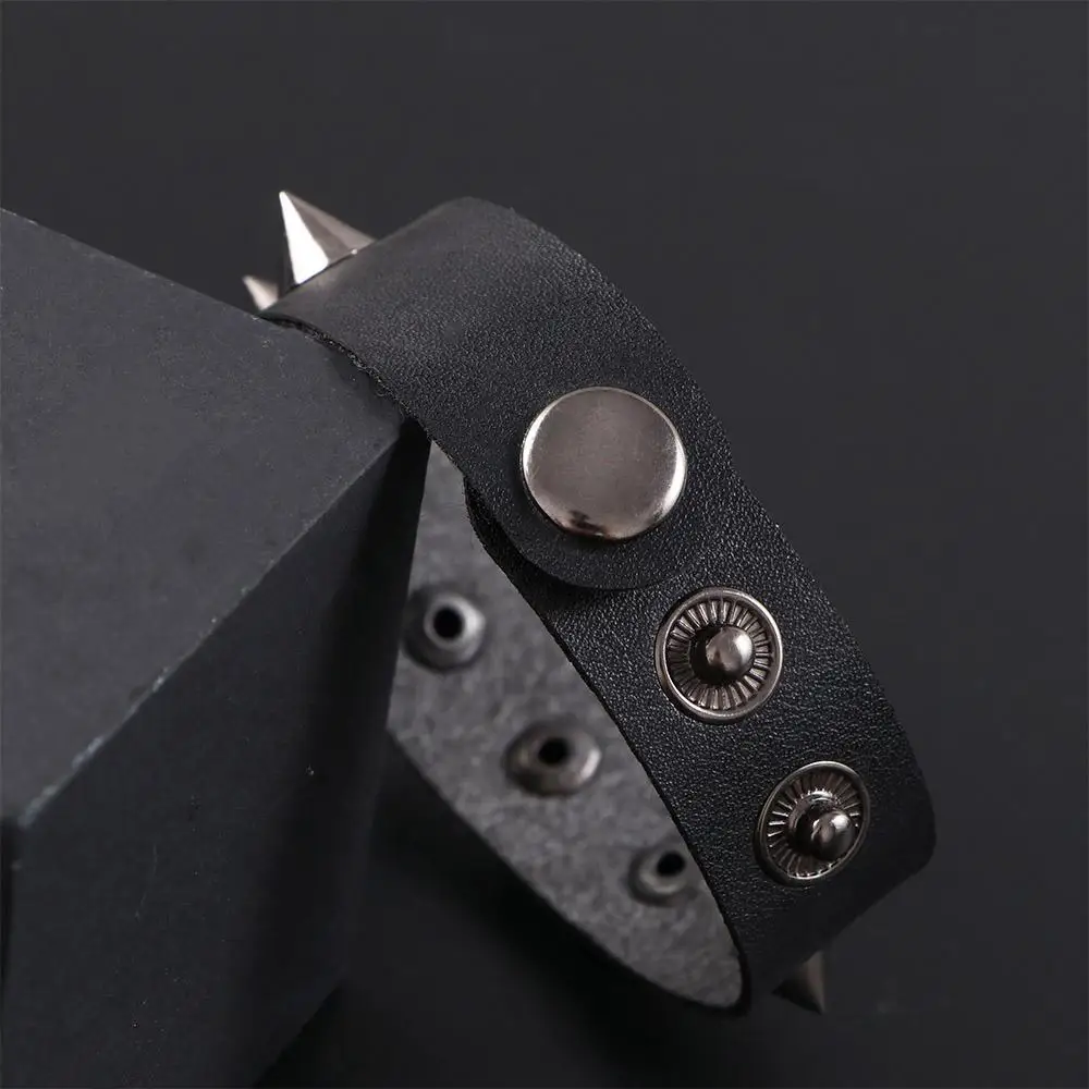 Cool Retro Gothic Alloy Male Female Wristband Jewelry Rivet Bracelets One-row PU Leather Bangles